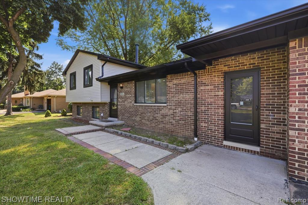 main property photo 4