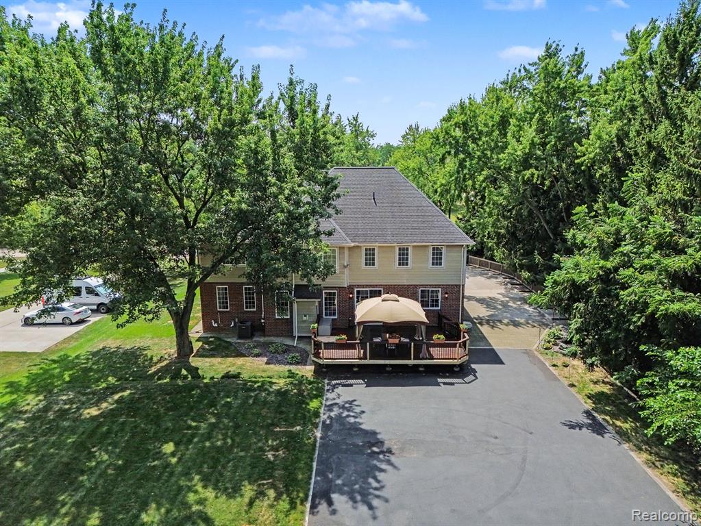 main property photo 50