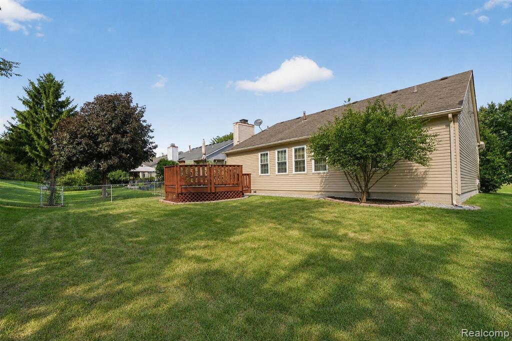 main property photo 47