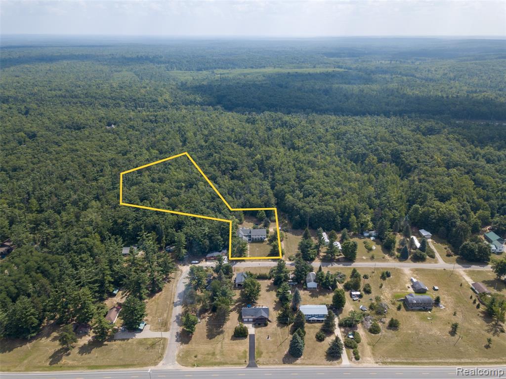 main property photo 45