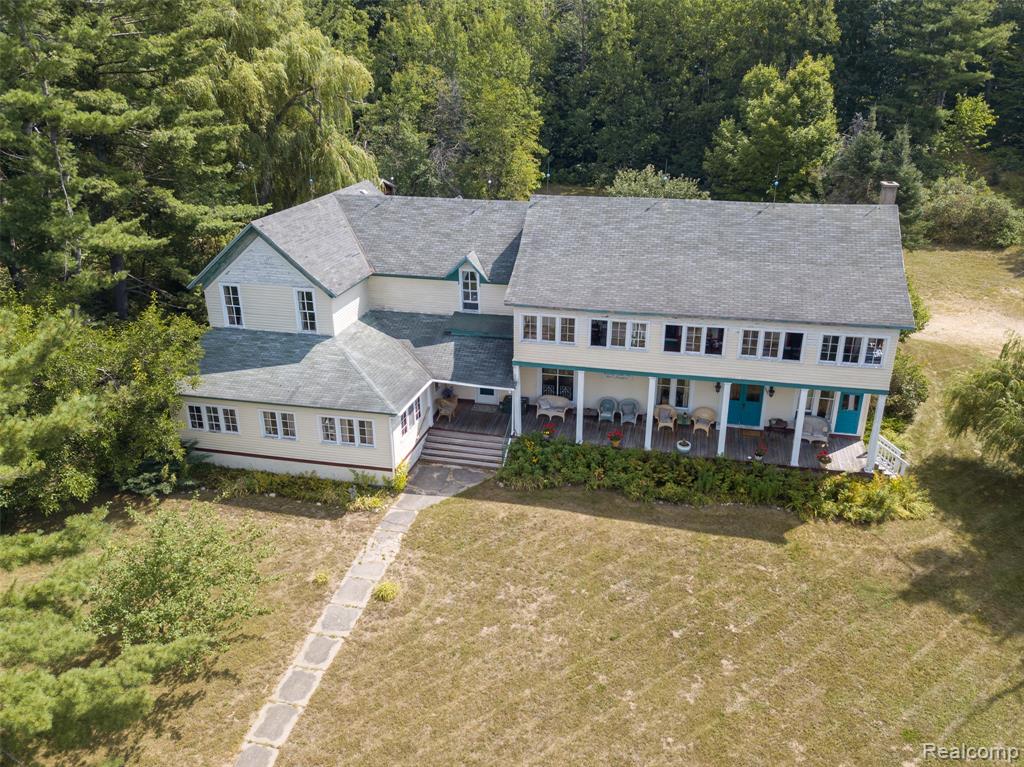 main property photo 46