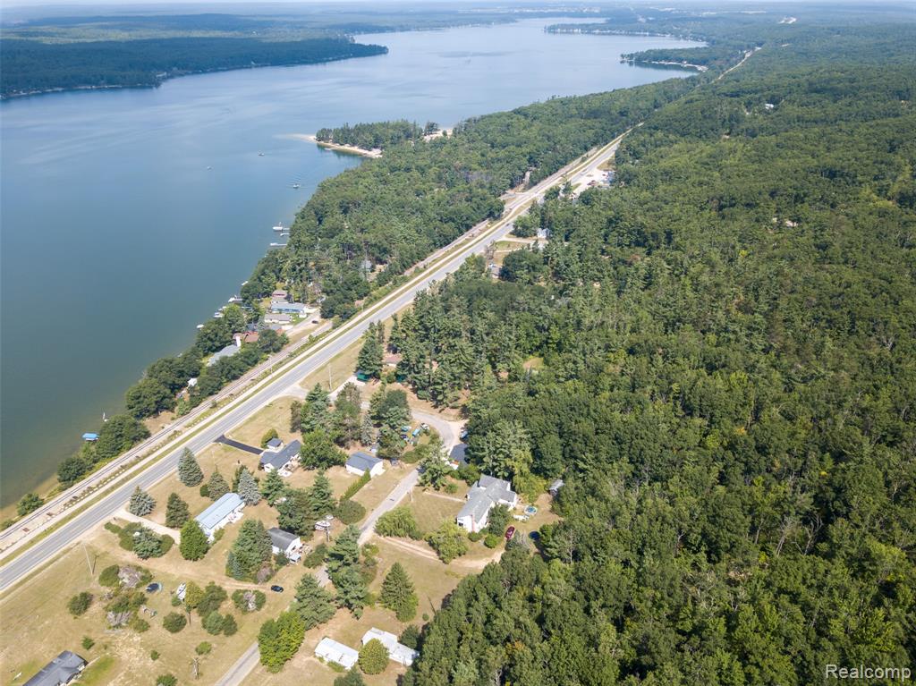 main property photo 48