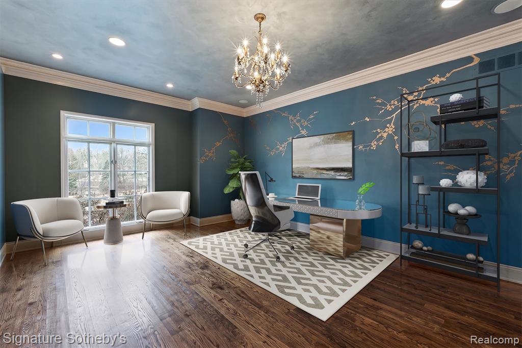 main property photo 9