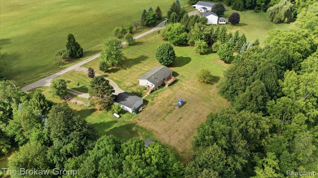 main property photo 49