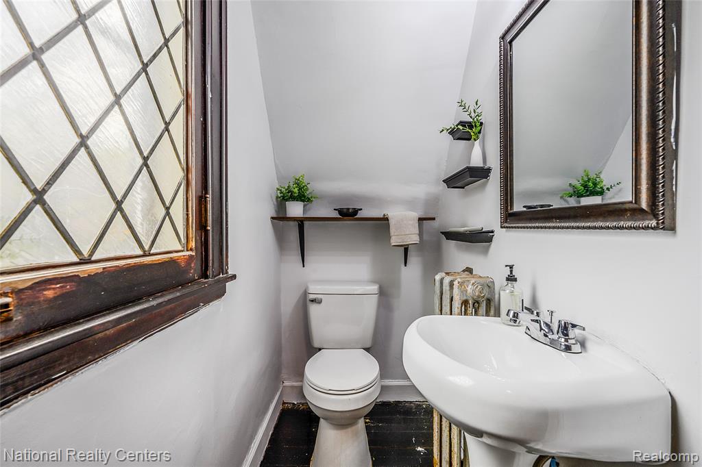 main property photo 15