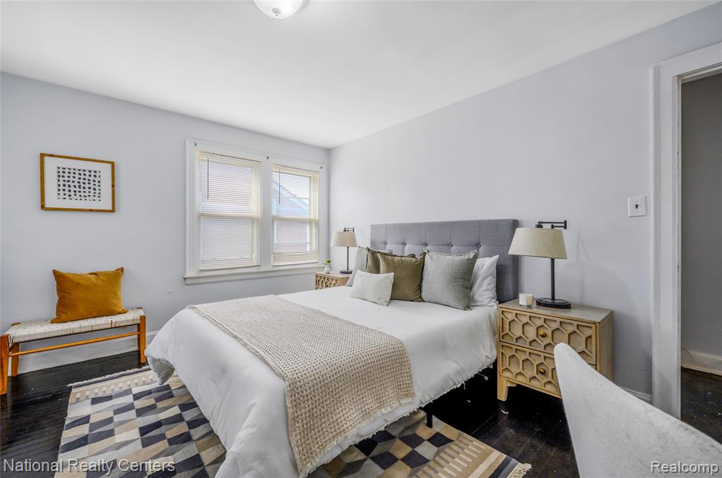 main property photo 36