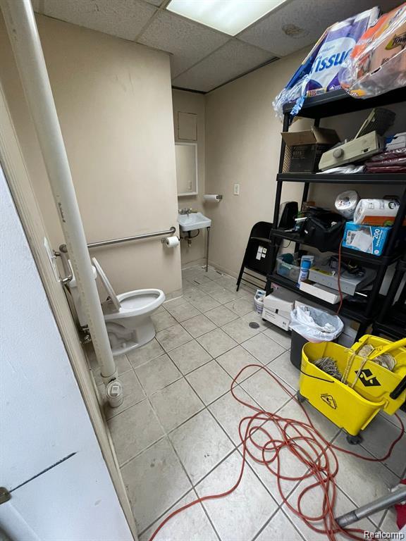 main property photo 6