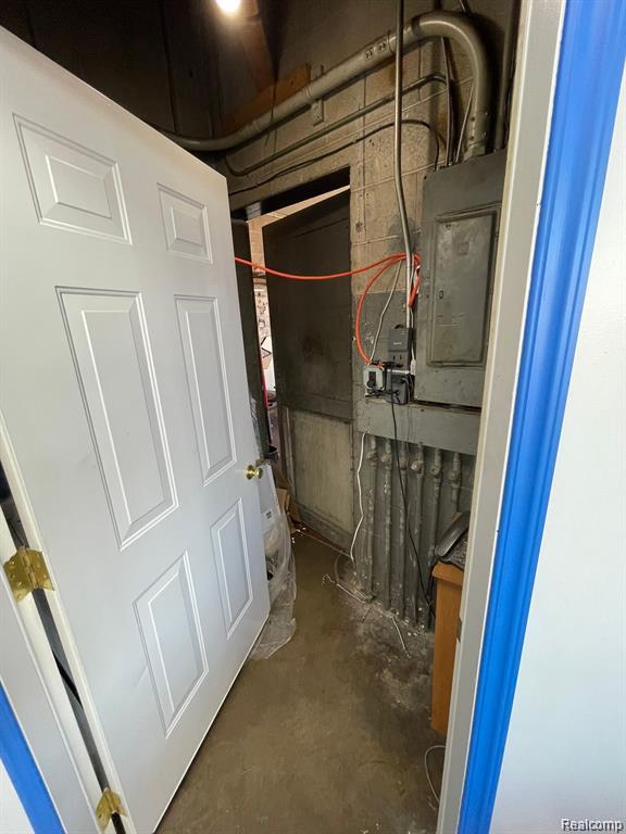 main property photo 7