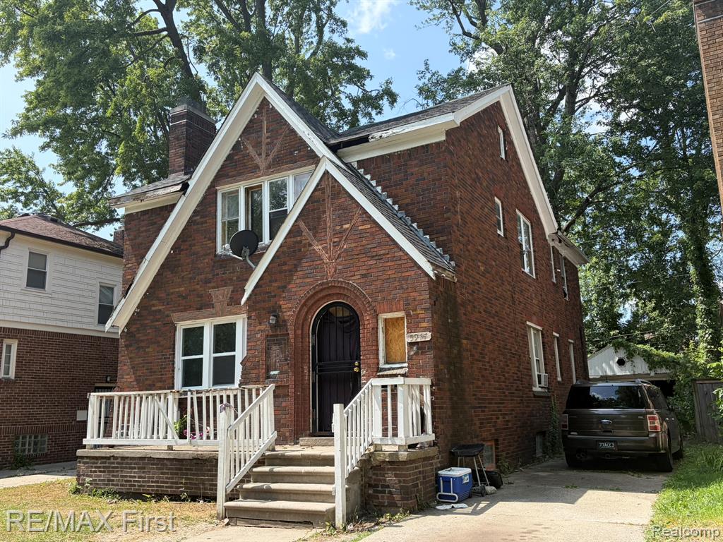 main property photo 6