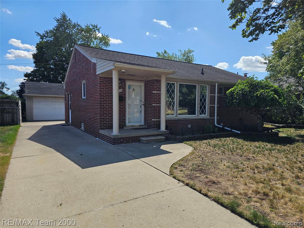 main property photo 1