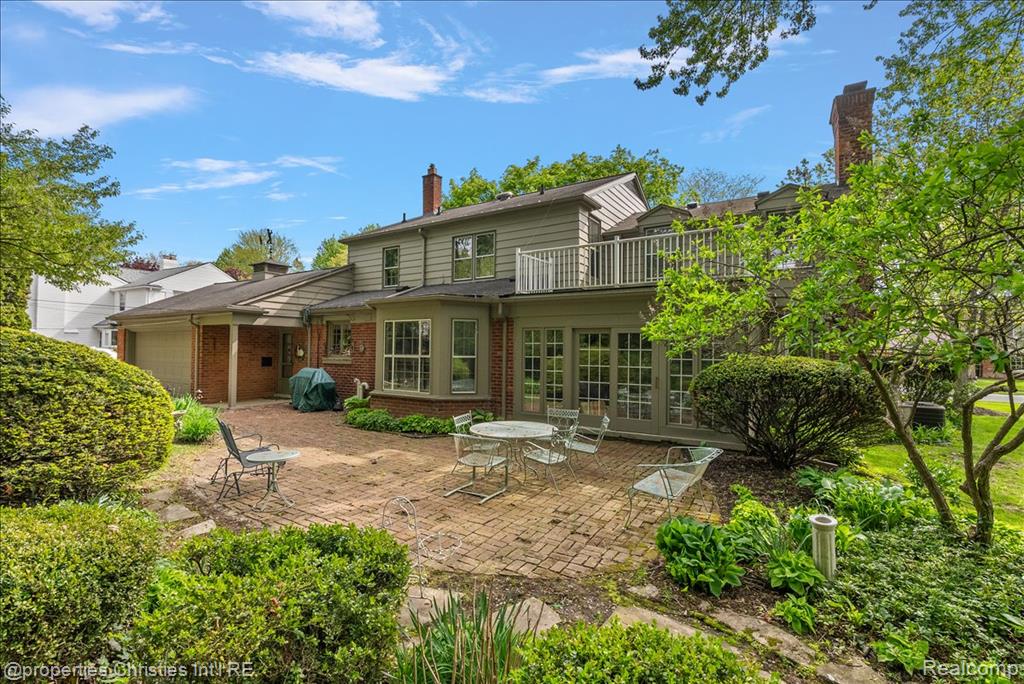 main property photo 43