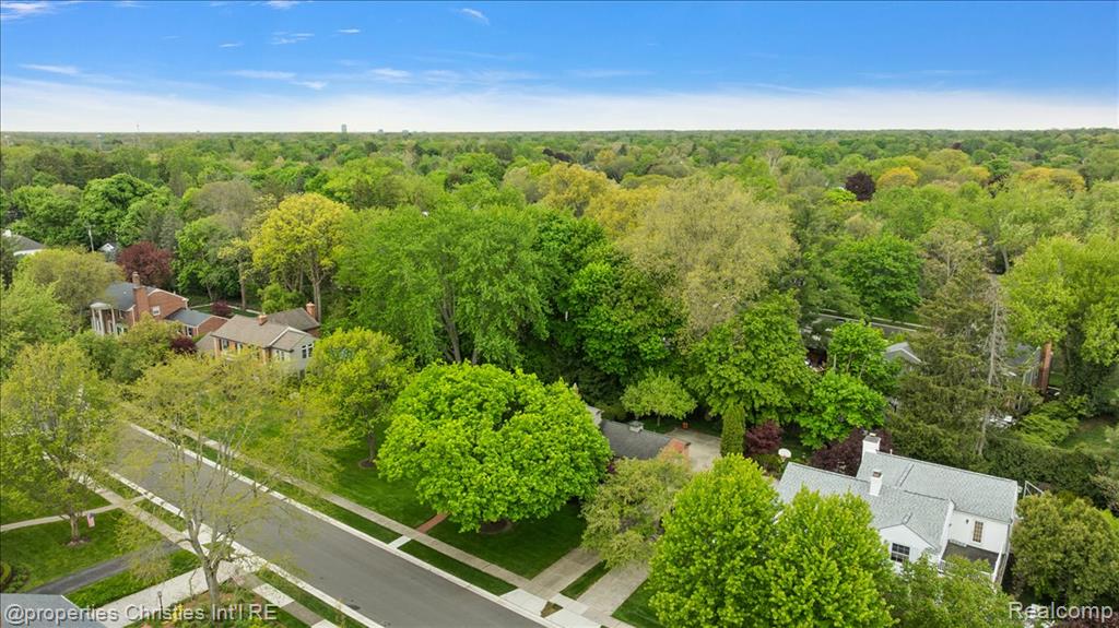 main property photo 51