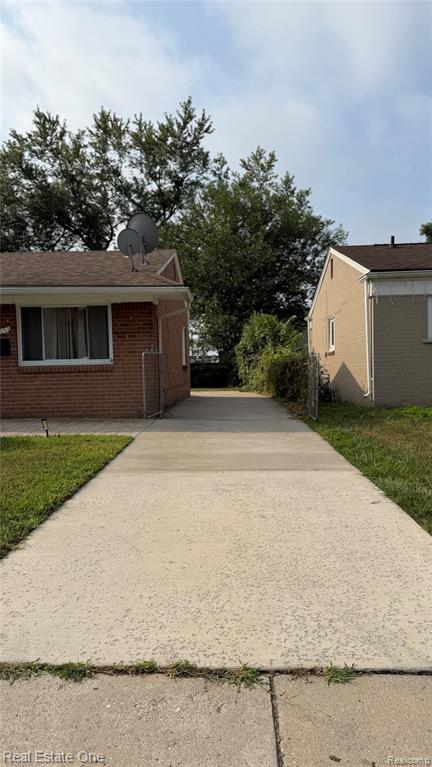 main property photo 27