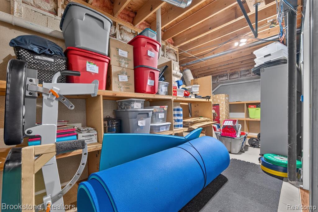 main property photo 51