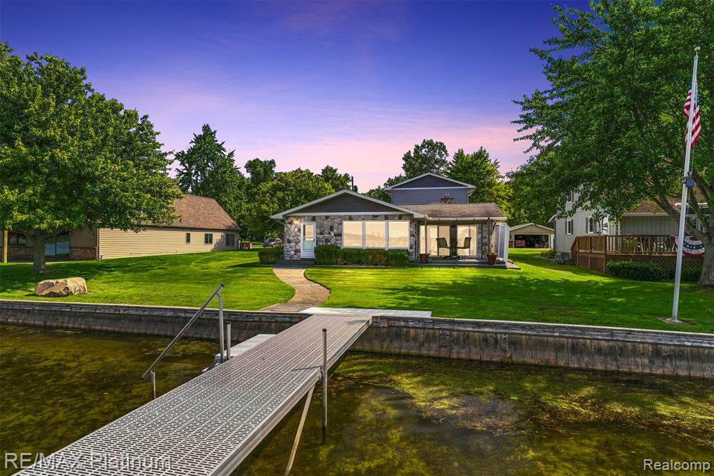 main property photo 41