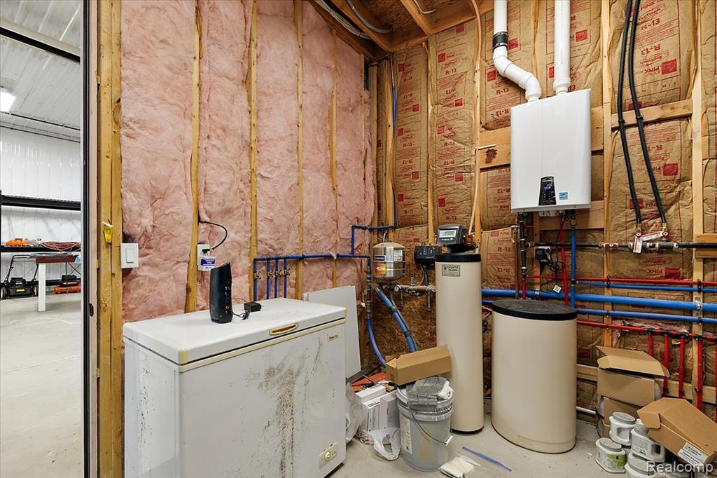 main property photo 48