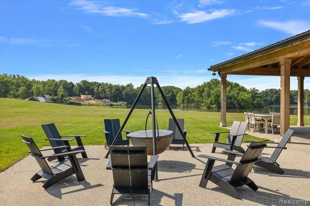main property photo 54