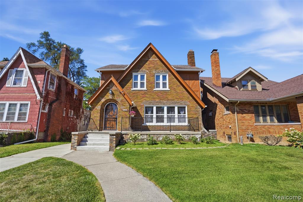 main property photo 1