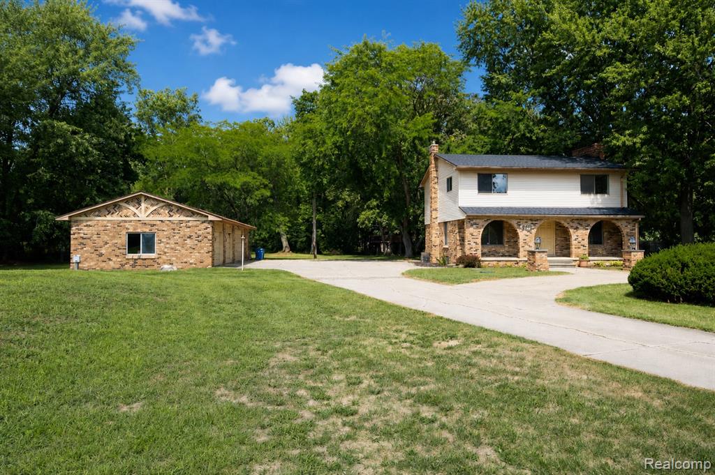 main property photo 7