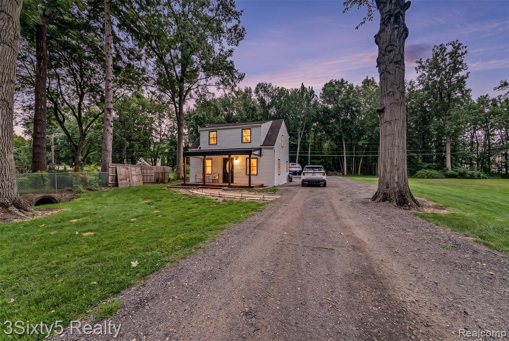 main property photo 10