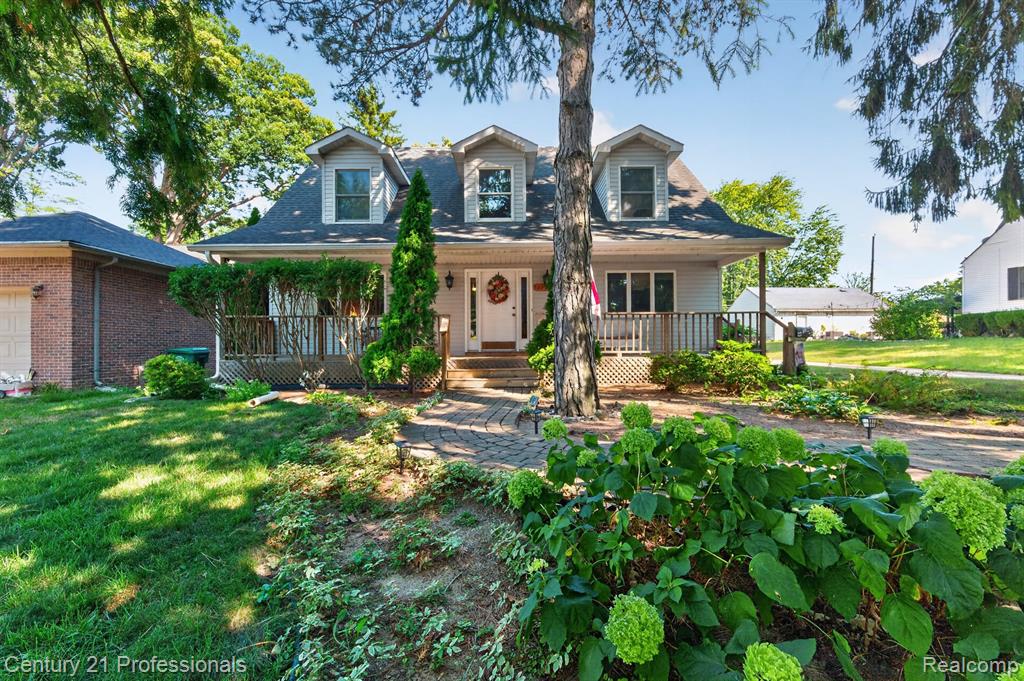 main property photo 4
