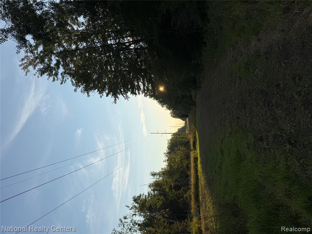 main property photo 22