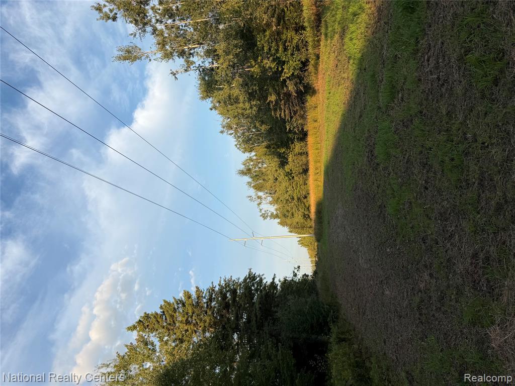 main property photo 23