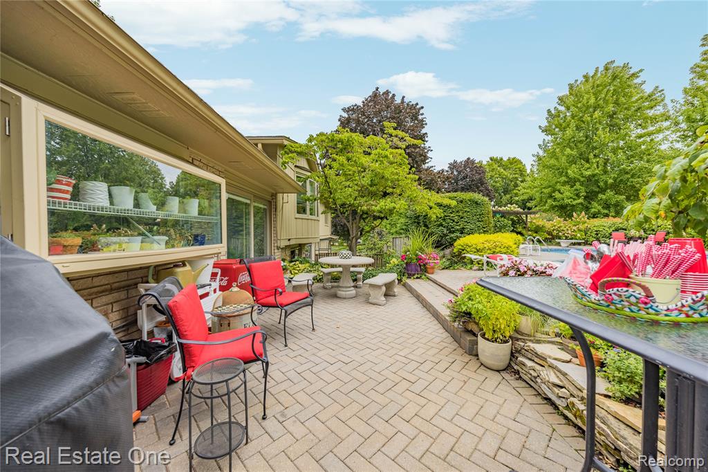 main property photo 71