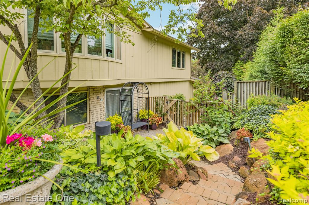 main property photo 82