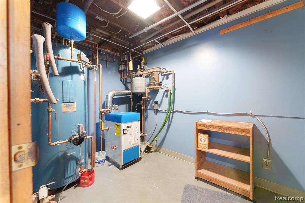 main property photo 43