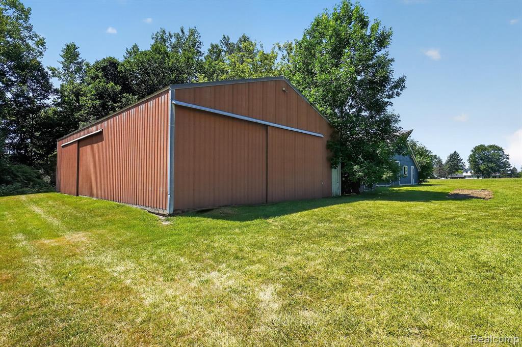 main property photo 51
