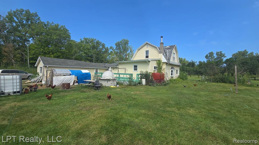 main property photo 8