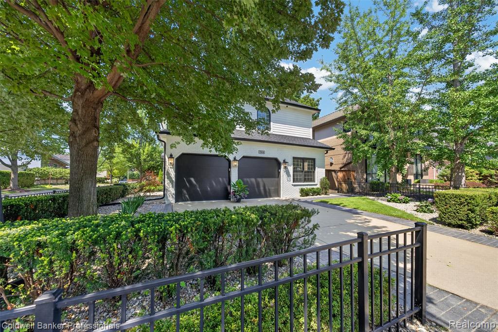 main property photo 66