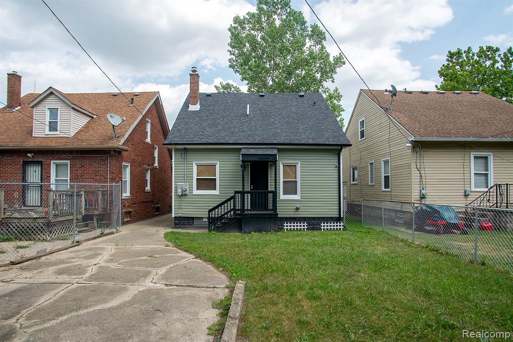 main property photo 27