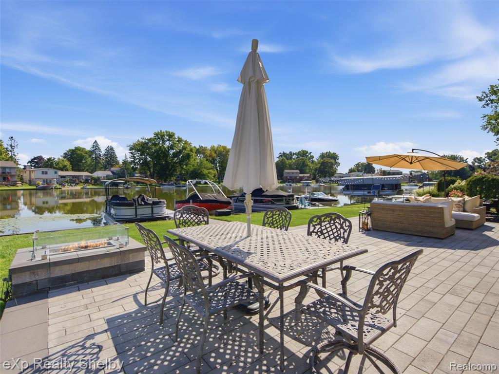 main property photo 58