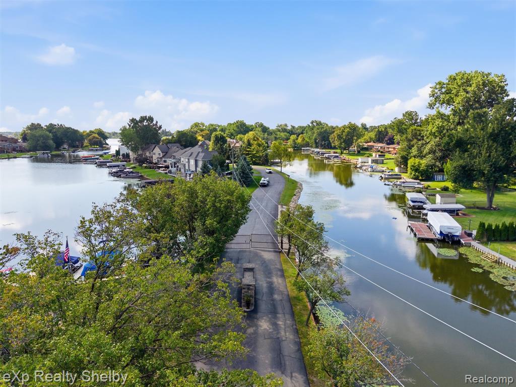 main property photo 70