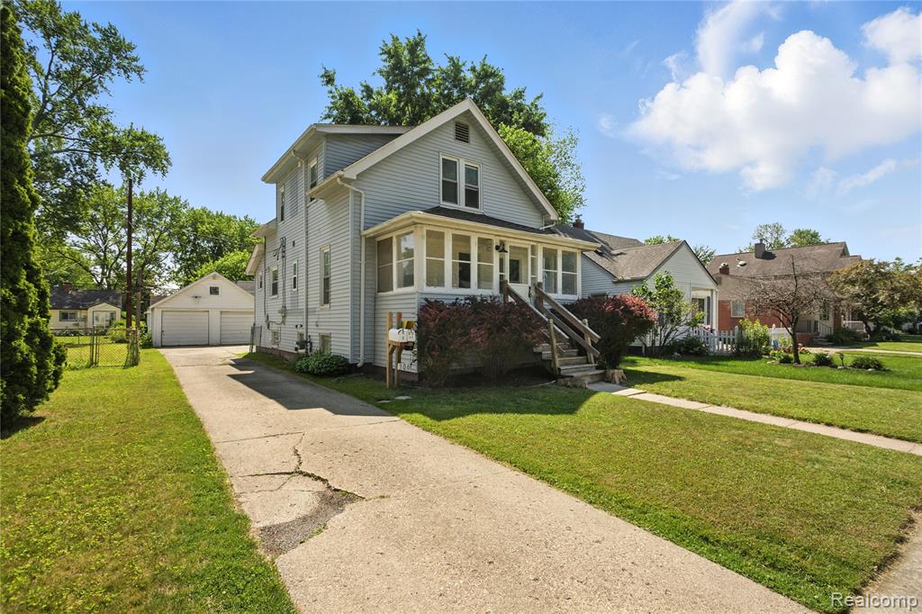 main property photo 3