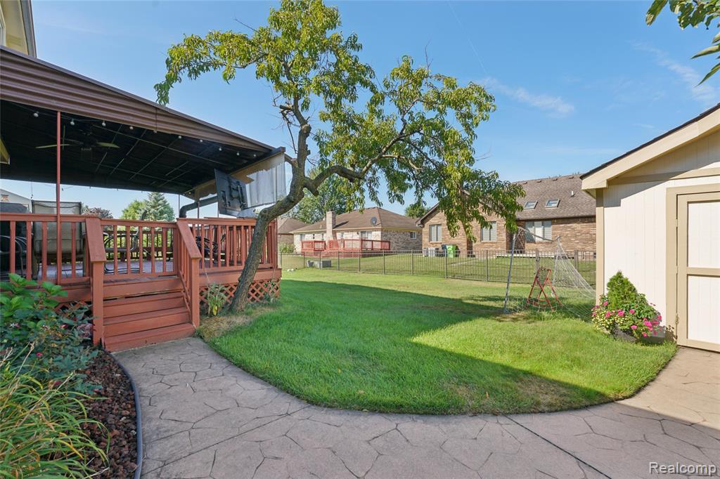 main property photo 3