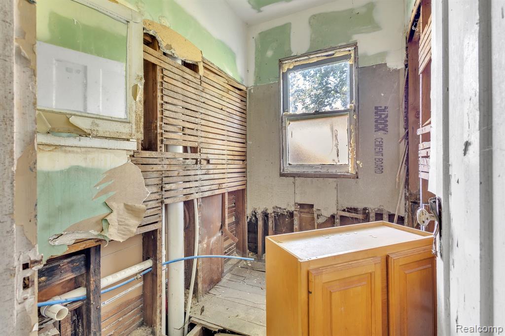 main property photo 49