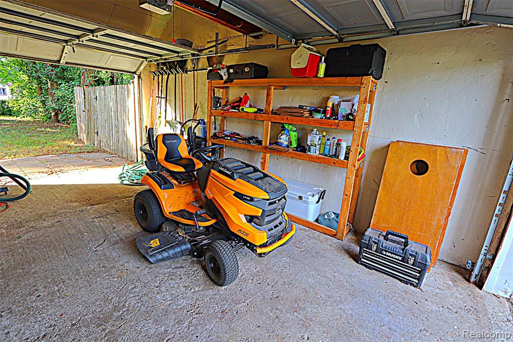 main property photo 47