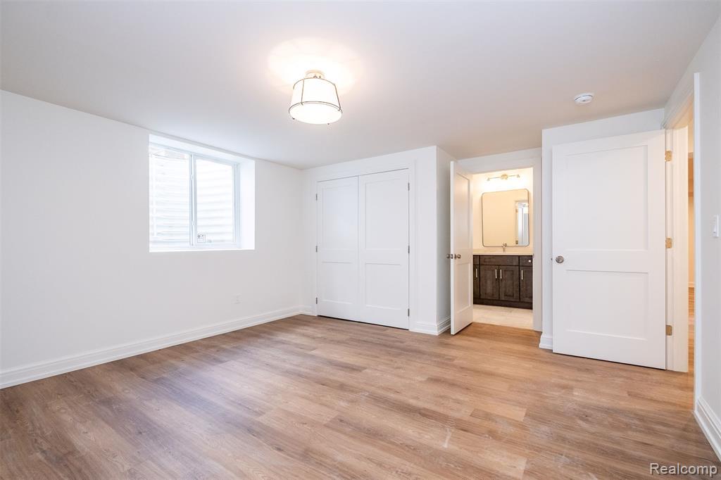 main property photo 65