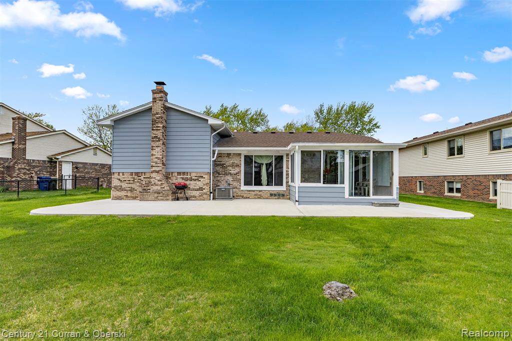 main property photo 3