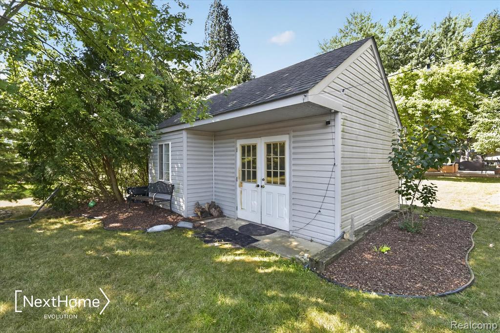 main property photo 57