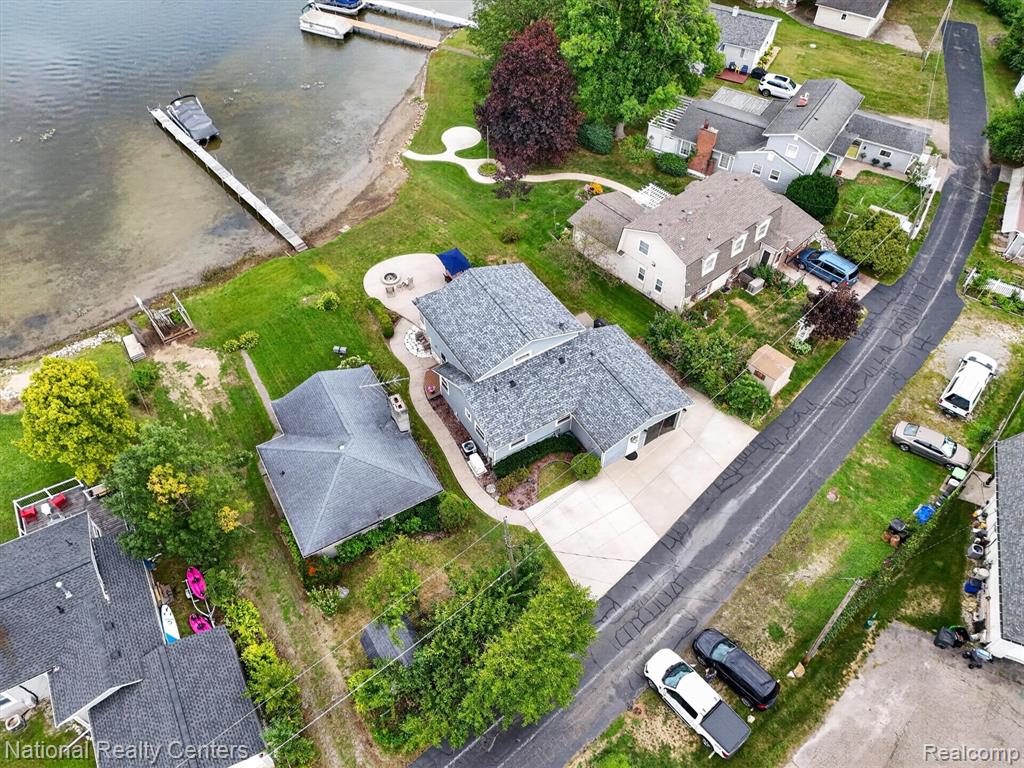 main property photo 43
