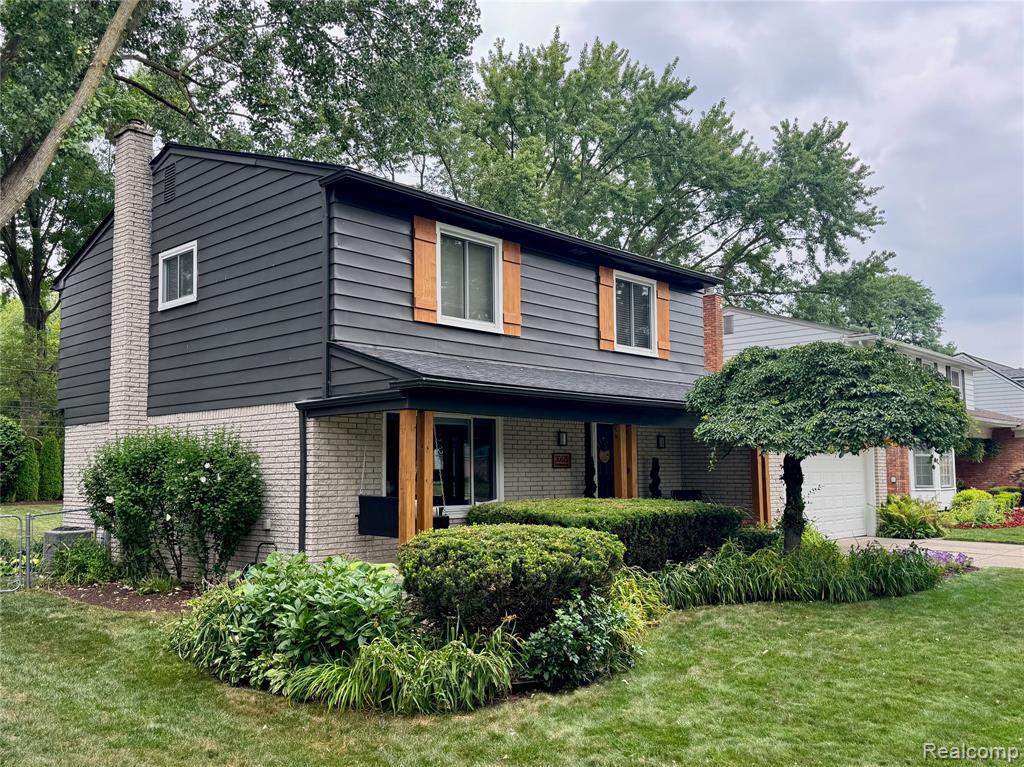 main property photo 39
