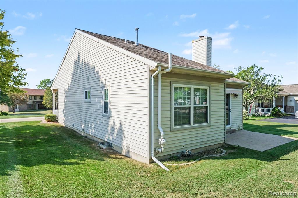 main property photo 22