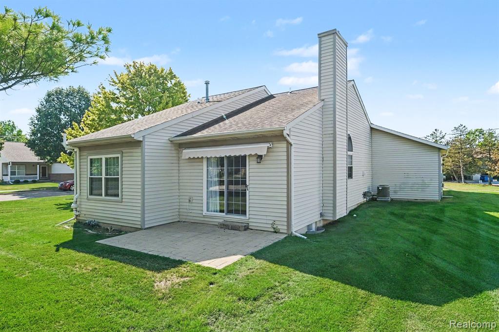 main property photo 24