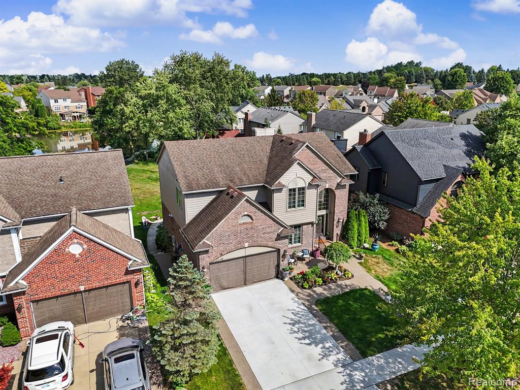 main property photo 48