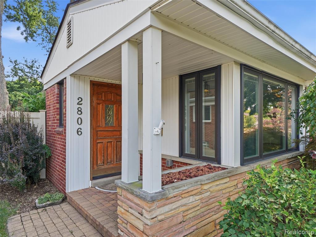 main property photo 39