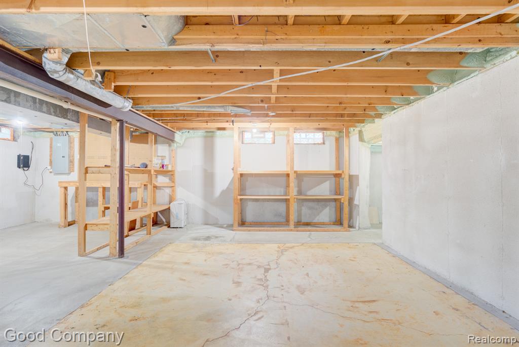 main property photo 54